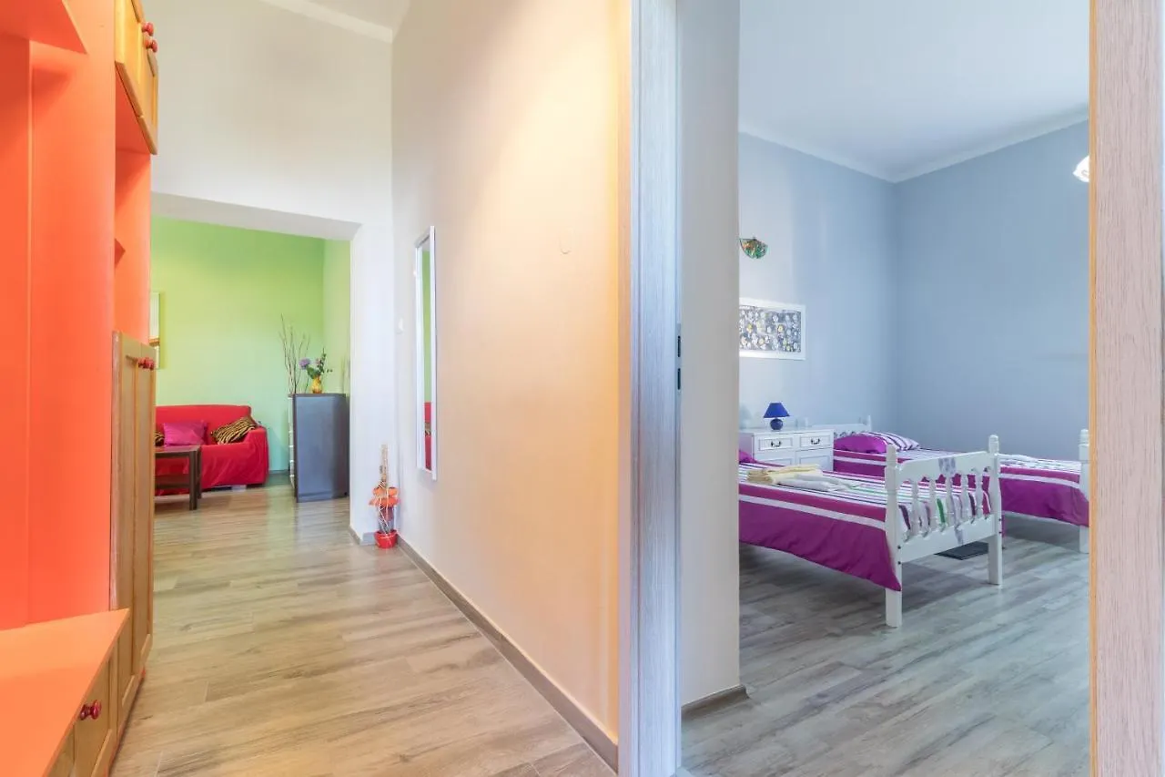 Apartments With Wifi Pula - 13031